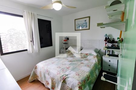 Apartamento à venda com 127m², 3 quartos e 3 vagas Apartamento à venda com 127m², 3 quartos e 3 vagasSuíte