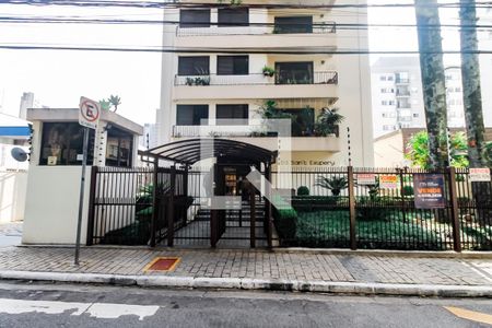 Apartamento à venda com 127m², 3 quartos e 3 vagas Apartamento à venda com 127m², 3 quartos e 3 vagasFachada e portaria