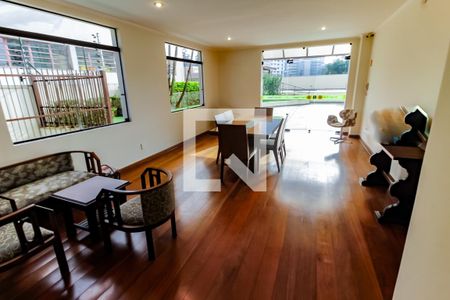 Apartamento à venda com 127m², 3 quartos e 3 vagas Apartamento à venda com 127m², 3 quartos e 3 vagasÁrea comum - Salão de festas