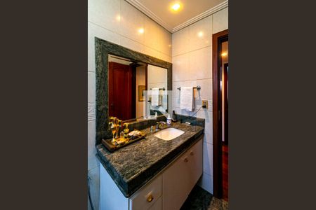 Apartamento à venda com 336m², 4 quartos e 3 vagasBanheiro