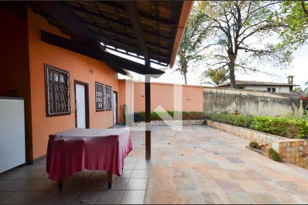 Casa à venda com 670m², 8 quartos e 8 vagas Casa à venda com 670m², 8 quartos e 8 vagasEspaço Churrasqueira