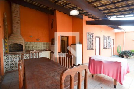 Casa à venda com 670m², 8 quartos e 8 vagas Casa à venda com 670m², 8 quartos e 8 vagasEspaço Churrasqueira