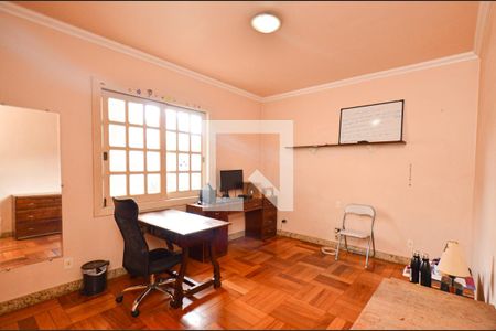 Casa à venda com 670m², 8 quartos e 8 vagas Casa à venda com 670m², 8 quartos e 8 vagasQuarto2