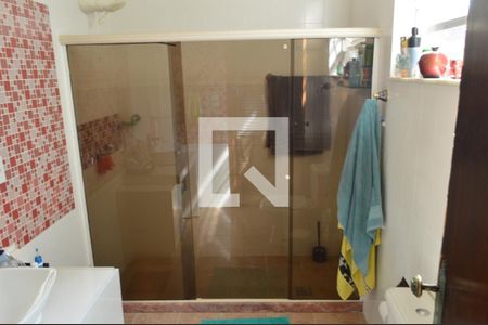 Casa de condomínio à venda com 174m², 3 quartos e 1 vaga Casa de condomínio à venda com 174m², 3 quartos e 1 vagaBanheiro 1