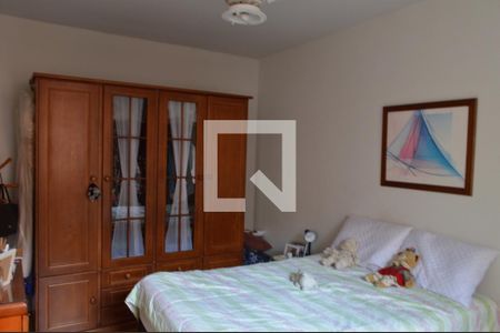 Casa de condomínio à venda com 174m², 3 quartos e 1 vaga Casa de condomínio à venda com 174m², 3 quartos e 1 vagaQuarto 3