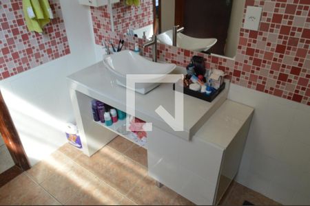 Casa de condomínio à venda com 174m², 3 quartos e 1 vaga Casa de condomínio à venda com 174m², 3 quartos e 1 vagaBanheiro 1