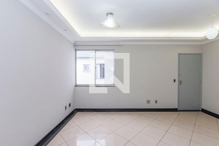 Sala de apartamento para alugar com 3 quartos, 70m² em Padre Eustáquio, Belo Horizonte