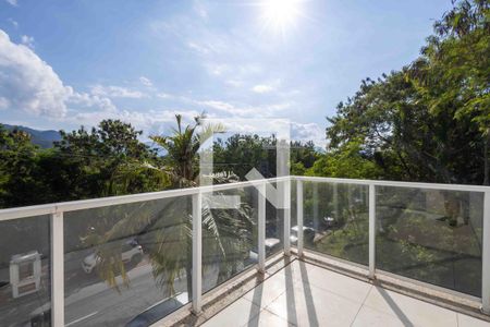 Apartamento à venda com 101m², 2 quartos e 2 vagas Apartamento à venda com 101m², 2 quartos e 2 vagasVaranda Vista