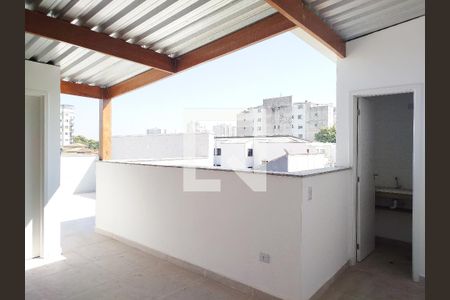 Apartamento à venda com 74m², 2 quartos e 2 vagas Apartamento à venda com 74m², 2 quartos e 2 vagasCobertura e Área de Serviço