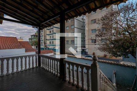 Casa à venda com 360m², 4 quartos e 6 vagasÁrea comum