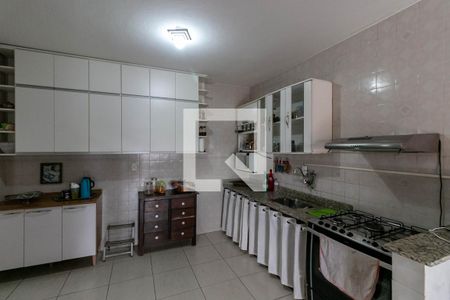 Casa à venda com 360m², 4 quartos e 6 vagasCozinha