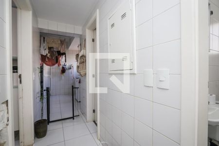 Apartamento para alugar com 240m², 4 quartos e 4 vagas Apartamento para alugar com 240m², 4 quartos e 4 vagasCorredor