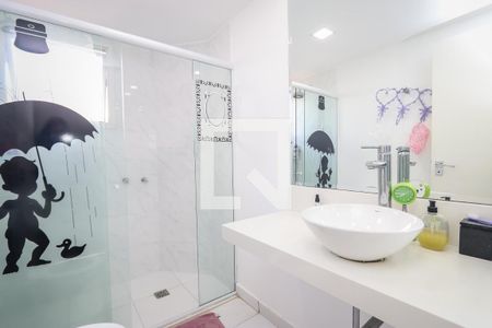 Apartamento para alugar com 240m², 4 quartos e 4 vagas Apartamento para alugar com 240m², 4 quartos e 4 vagasBanheiro da Suite 2