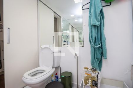 Apartamento para alugar com 240m², 4 quartos e 4 vagas Apartamento para alugar com 240m², 4 quartos e 4 vagasBanheiro da Suite