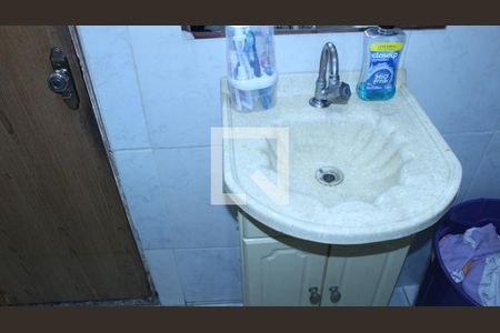 Casa à venda com 150m², 3 quartos e 2 vagasBanheiro - Casa 2