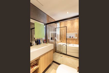 Apartamento à venda com 160m², 3 quartos e 3 vagas Apartamento à venda com 160m², 3 quartos e 3 vagasBanheiro 2