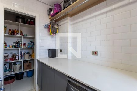 Apartamento à venda com 160m², 3 quartos e 3 vagas Apartamento à venda com 160m², 3 quartos e 3 vagasCozinha