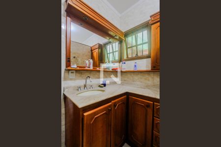 Casa à venda com 120m², 3 quartos e 2 vagas Casa à venda com 120m², 3 quartos e 2 vagasBanheiro