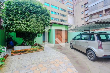 Casa à venda com 120m², 3 quartos e 2 vagas Casa à venda com 120m², 3 quartos e 2 vagasPátio