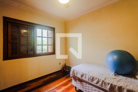 Casa à venda com 120m², 3 quartos e 2 vagas Casa à venda com 120m², 3 quartos e 2 vagasQuarto 3