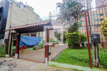Casa à venda com 120m², 3 quartos e 2 vagas Casa à venda com 120m², 3 quartos e 2 vagasFachada