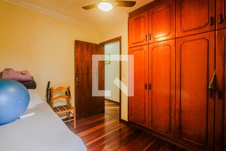 Casa à venda com 120m², 3 quartos e 2 vagas Casa à venda com 120m², 3 quartos e 2 vagasQuarto 3