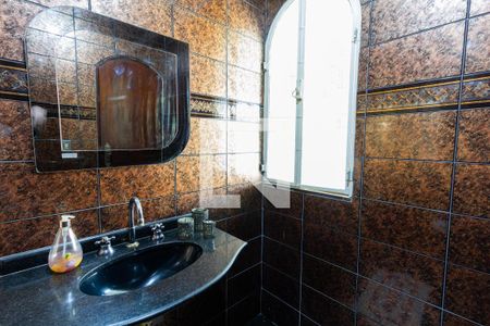 Casa à venda com 250m², 4 quartos e 4 vagas Casa à venda com 250m², 4 quartos e 4 vagasBanheiro 4