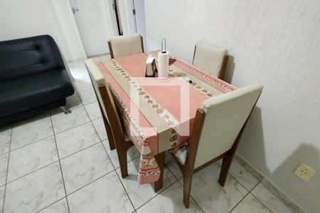 Sala de apartamento para alugar com 2 quartos, 62m² em Tupi, Praia Grande