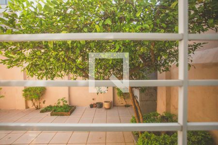 Casa à venda com 148m², 3 quartos e 3 vagas Casa à venda com 148m², 3 quartos e 3 vagasVista