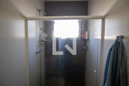 Casa de condomínio à venda com 200m², 4 quartos e 4 vagas Casa de condomínio à venda com 200m², 4 quartos e 4 vagasBanheiro Social