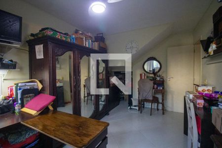 Casa de condomínio à venda com 200m², 4 quartos e 4 vagas Casa de condomínio à venda com 200m², 4 quartos e 4 vagasQuarto 3