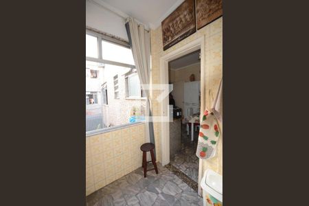 Apartamento à venda com 80m², 3 quartos e 1 vagaÁrea de Serviço