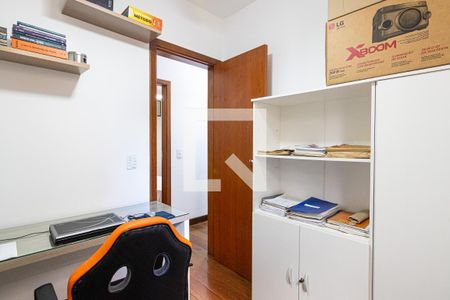 Apartamento à venda com 90m², 3 quartos e 1 vagaQuarto 2