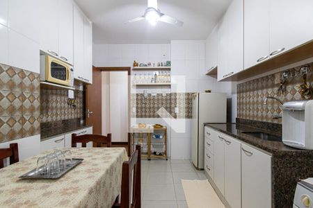 Apartamento à venda com 90m², 3 quartos e 1 vagaCozinha
