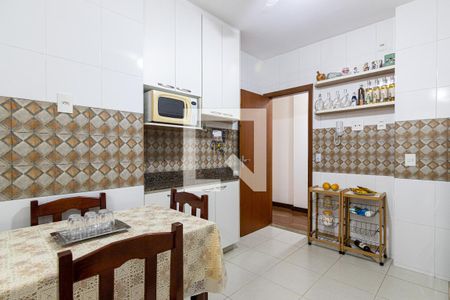 Apartamento à venda com 90m², 3 quartos e 1 vagaCozinha