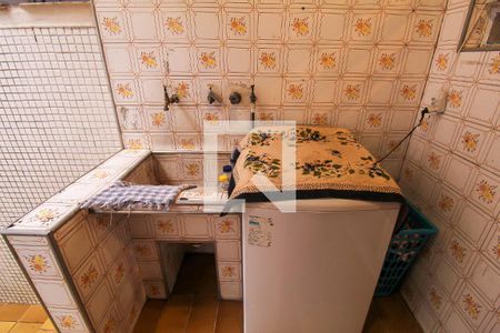 Casa à venda com 80m², 2 quartos e 1 vagaÁrea de Serviço