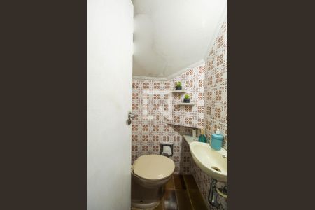 Casa à venda com 80m², 2 quartos e 1 vagaLavabo