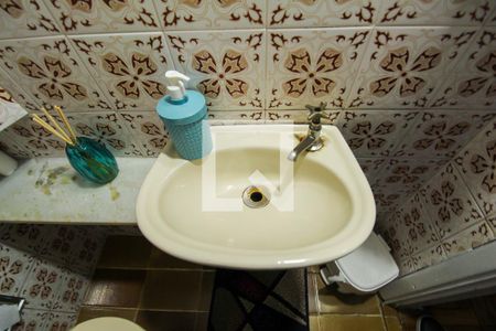 Casa à venda com 80m², 2 quartos e 1 vagaLavabo