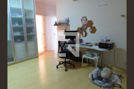 Casa à venda com 700m², 4 quartos e 6 vagasSuíte 2