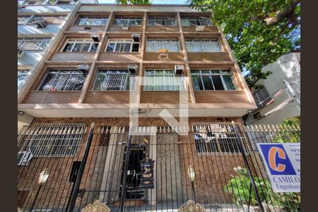 Apartamento à venda com 149m², 3 quartos e sem vaga Apartamento à venda com 149m², 3 quartos e sem vagaFachada