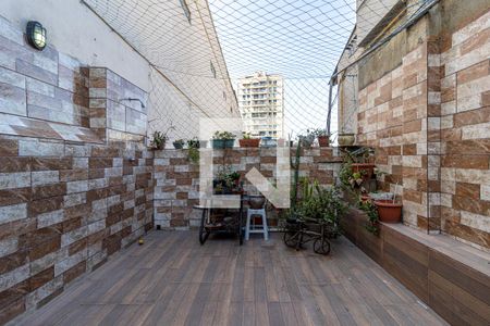 Apartamento à venda com 149m², 3 quartos e sem vaga Apartamento à venda com 149m², 3 quartos e sem vagaTerraço