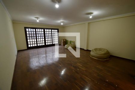 Casa à venda com 412m², 6 quartos e 4 vagasSalão de Festas