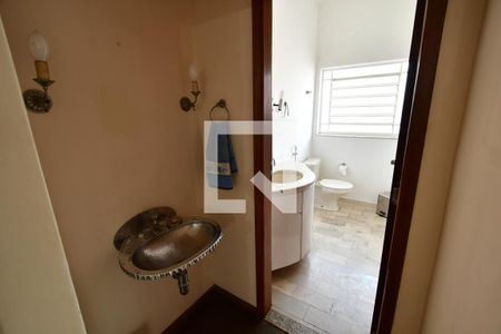 Casa à venda com 412m², 6 quartos e 4 vagasLavabo