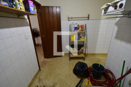 Casa à venda com 412m², 6 quartos e 4 vagasÁrea de Serviço