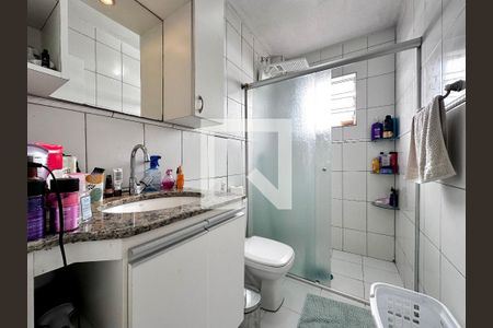 Casa à venda com 120m², 3 quartos e 2 vagasBanheiro