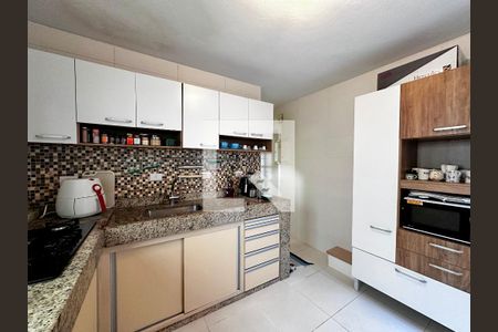 Casa à venda com 120m², 3 quartos e 2 vagasCozinha