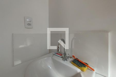 Apartamento à venda com 47m², 2 quartos e 1 vaga Apartamento à venda com 47m², 2 quartos e 1 vagaBanheiro