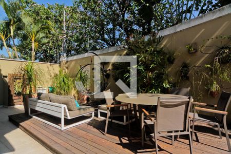 Casa para alugar com 450m², 4 quartos e 4 vagasÁrea externa