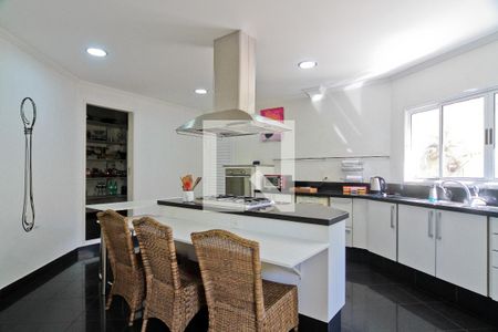 Casa para alugar com 450m², 4 quartos e 4 vagasCozinha