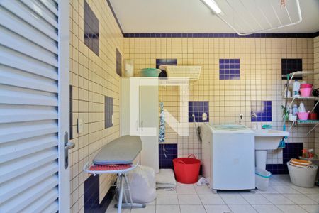 Casa para alugar com 450m², 4 quartos e 4 vagasÁrea de Serviço